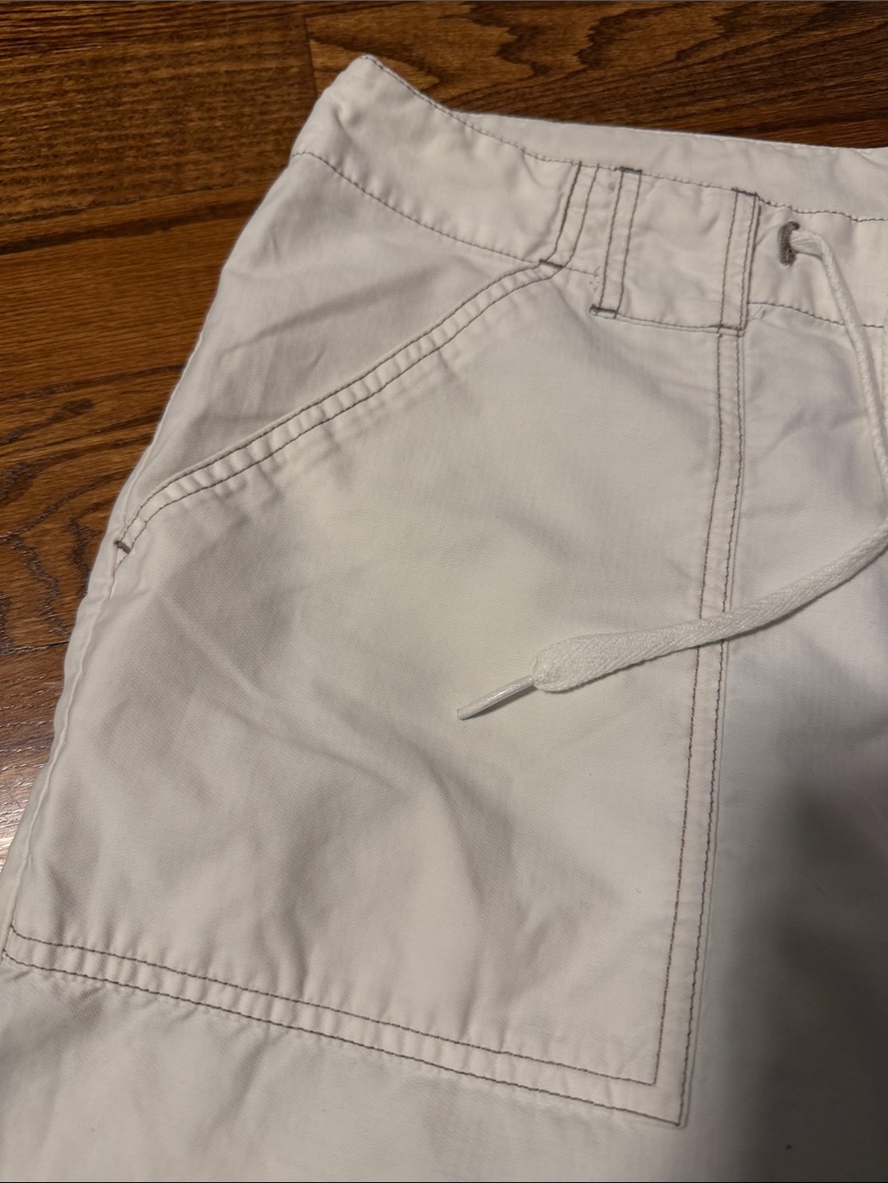 Athleta crop white pants - size medium - Picture 3 of 6
